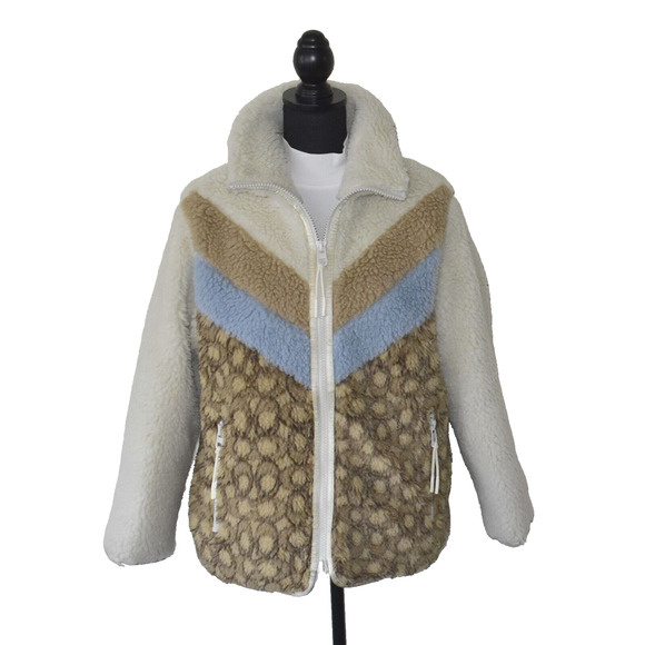 F0 NWT COACH Cream Multi Zip Closure Pockets Shipra Signature Jacket Size S $598 - Picture 1 of 7